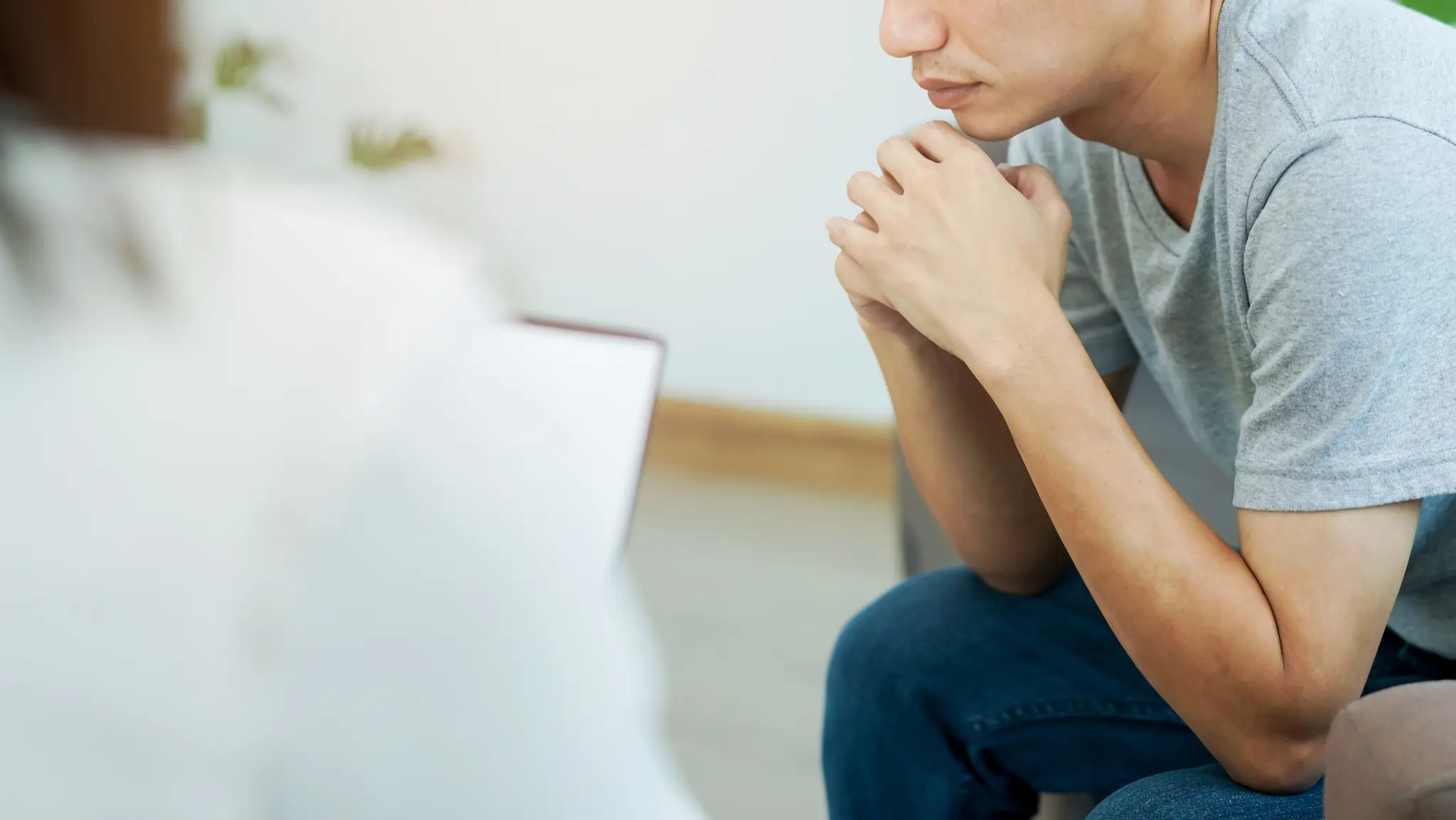 Séance de soutien psychologique et d'écoute active en clinique